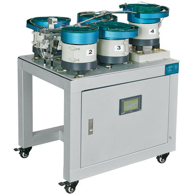 Máquina de enrolar partes de conectores de fibra óptica para produção de cordões de ligação